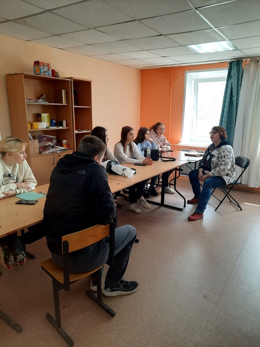 В Молодежном (подростковом) клубе «Белая ладья» проводятся занятия в «Психологической гостиной» на различные темы….