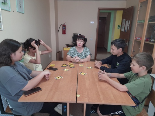 В подростковом клубе️️️ настольных игр «Снайпер» прошла беседа «Нет — наркотикам!», посвящённая Международному дню…